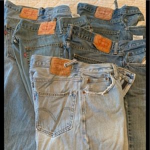 LEVI JEANS - 5 PAIRS